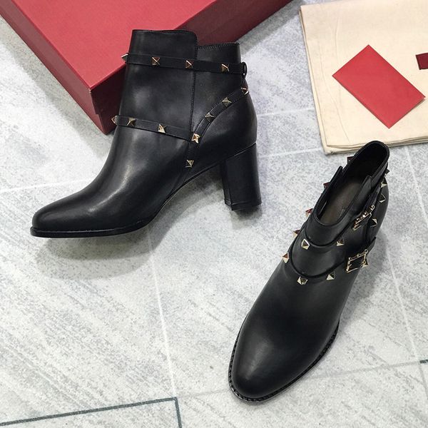 

womens high heels ankle boots winter leather shoes with granulated calfskin rivet 2020 new fashion australia cowboy combat booties, Black