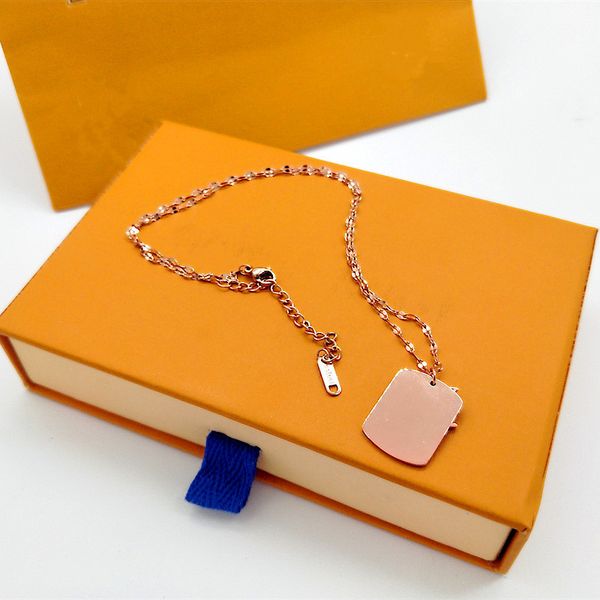 

gold titanium steel necklace women style letter l home designer perfume bottle luxury heart-shaped four-leaf pendant anniversary gifts jewel, Silver