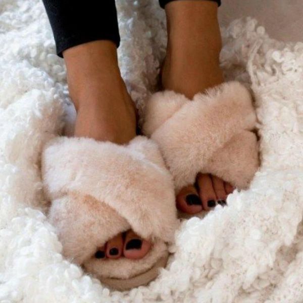 

winter women house slippers warm faux fur fashion shoes woman slip on flats designer ladies furry slippers female slides, Black