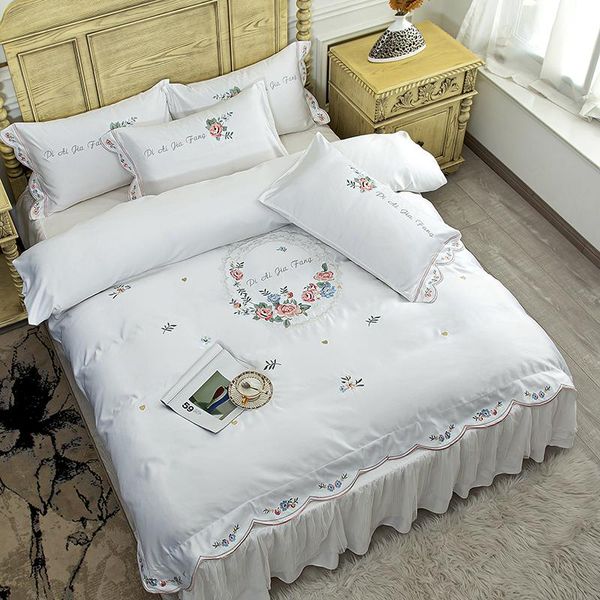 

bedding sets luxury white satin silk cotton floral embroidery set home double duvet pillowcases textile lace cover linen bed bedskirt