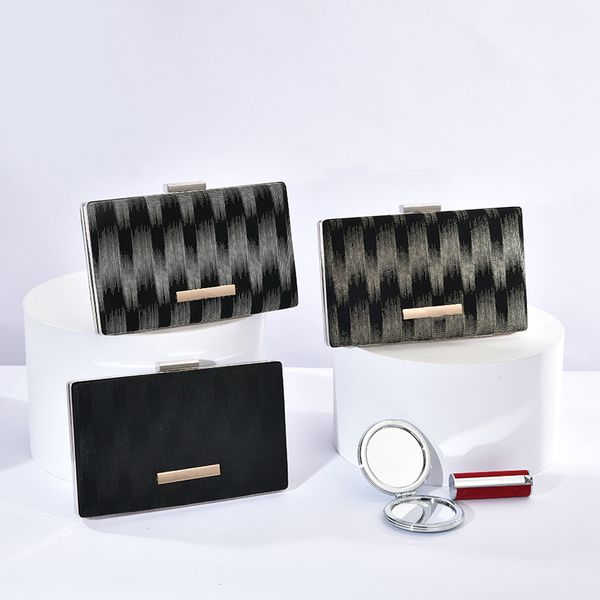

2021 new evening pack black and white box chain dinner party bridesmaid party bag