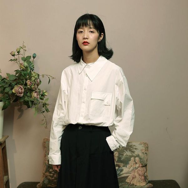 

salt white shirt women long-sleeved 2021 early autumn new design niche hong kong flavor retro loose shirt