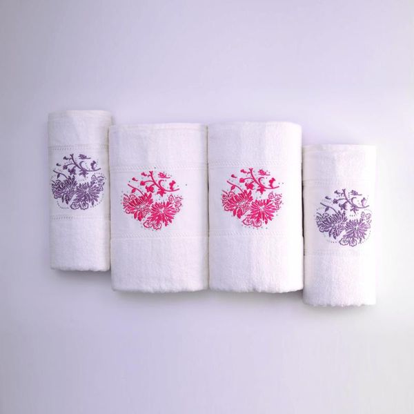 

towel 4 part embroideried pink-purple bath set
