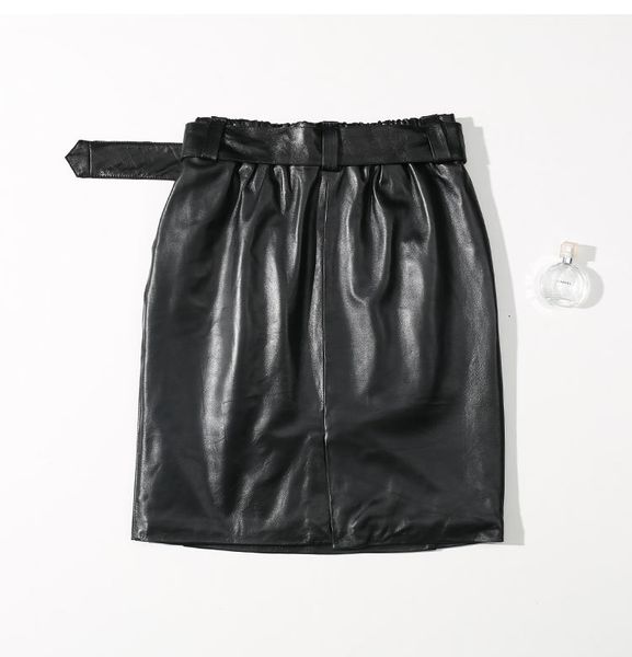 

2021 new black female style genuine leather skirt with belt 261g