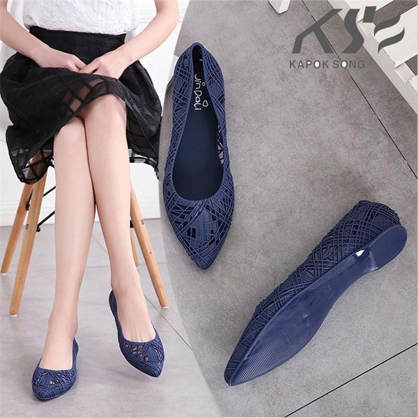 

sandals 2021 women flats rubber jelly shoes candy summer luxury designer model flat slip on female beach, Black