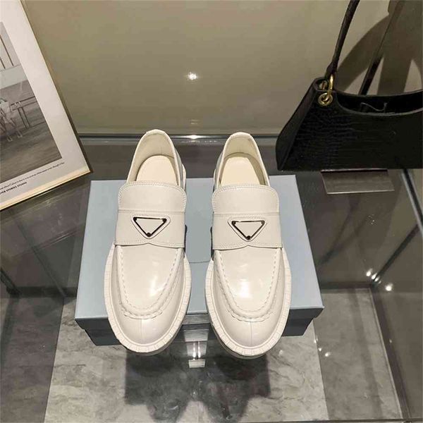 

80% off outlet store women's shoes in the early spring of, Black