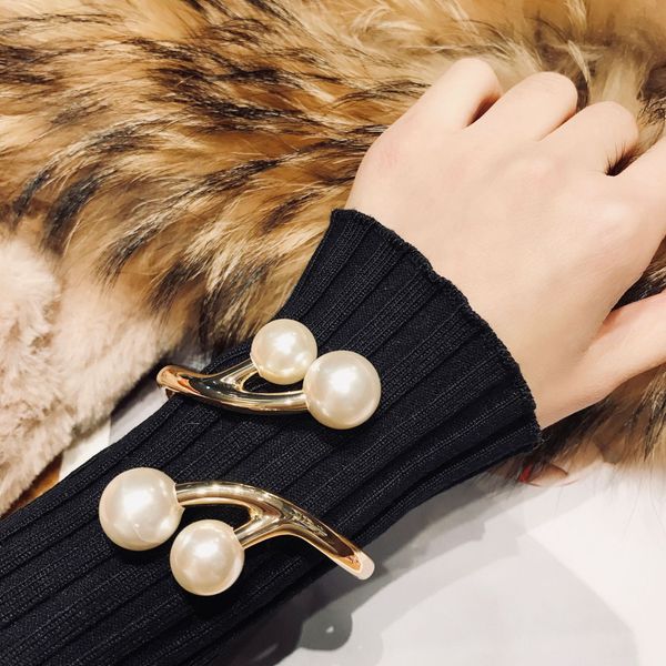

kpop big baroque pearl open bangles 2021 for women sriping clasp bracelets wristband hipster party wedding jewelry gift, Golden;silver