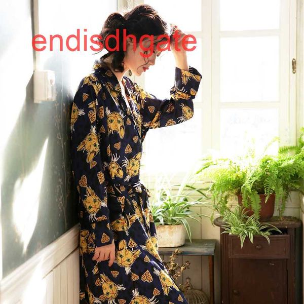 

style new spring and autumn pajamas thin silk women's robe long sleeve home wear two piece suit, Black;white