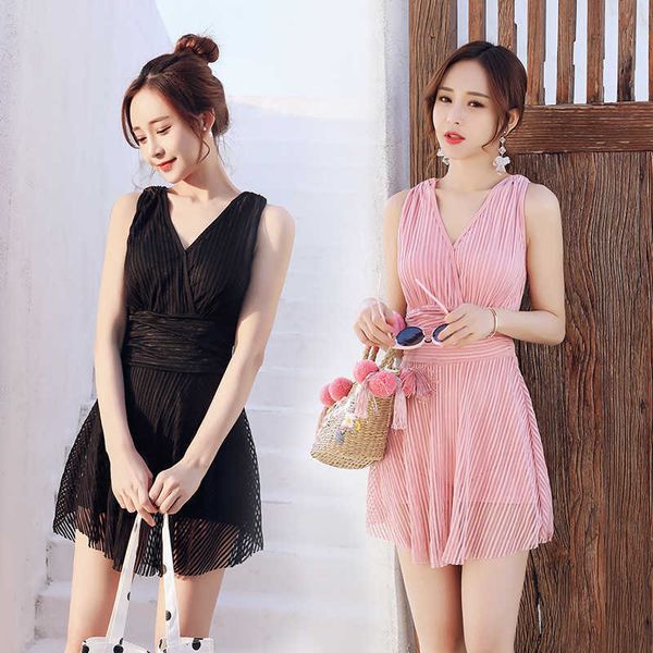 

swimsuits for women in 2021, White;black