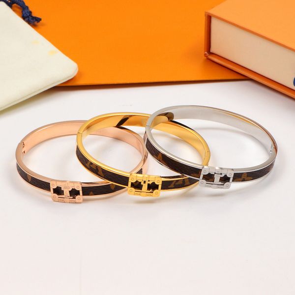 

2021 enamel rainbow woman bracelet fashion bracelets for man women jewelry 3color optional with box, Black