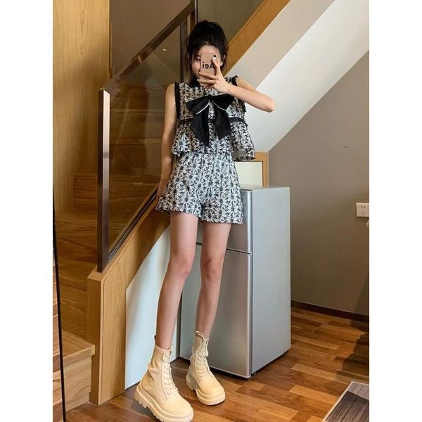 

women's tracksuits tsxt style of 2021 summer fashion small fragrance wind short loose vest coat temperament shorts women 2 pieces set, Gray