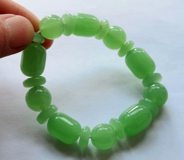 

12 pcs green color glass beads bracelet fashion jewelry, Black