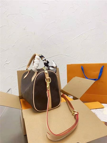 

2021 all-match pillow bags luxury designer ladies handbags one-shoulder portable diagonal bag personality casual handbag