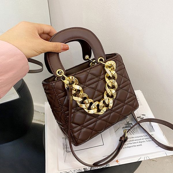 

factory outlet design hand autumn winter 2021 new fashion texture women's handbag versatile messenger bucket bag