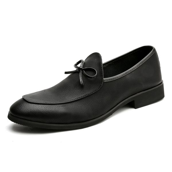 Scarpe casual da uomo Mocassini Moda nodo a farfalla Shallow Autunno Primavera Pelle Guida Uomo Slip On Affari di lavoro all'aperto