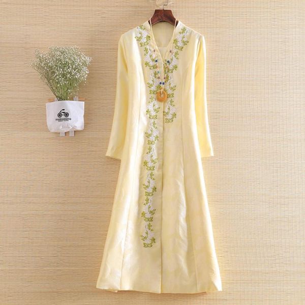 

women's trench coats embro mill elegant lady high-end outerwear autumn embroidery retro women vintage coat female s-xxl, Tan;black