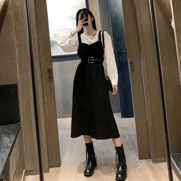 

2021 early autumn women's s fried street foreign style aging black suspender two-piece suit, White
