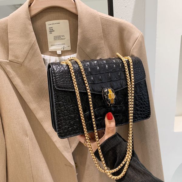 

louis vutton bagadvanced feeling female 2021 new crocodile pattern women's messenger student korean version high-capacity chain shoulde