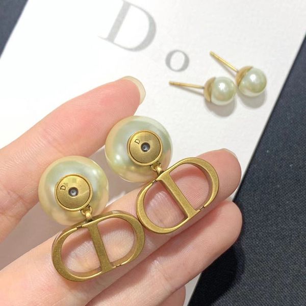 

earrings letter pearl 925 silver needle earrings high version, Golden