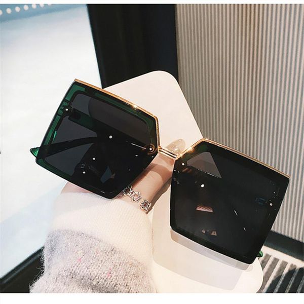 

2021 retro black square frame sunscreen sunglasses plain face mask large frame women's metal accessories glasses oculos, White;black