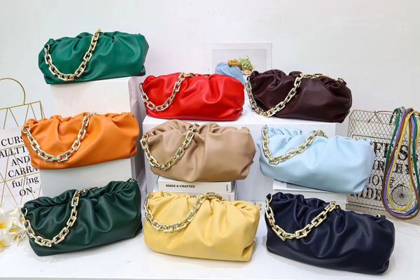

designers fashion women's wide gold chain cloud underarm bag foldable shoulder bags