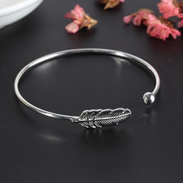 

new bohemian leaves round chain opening gold bracelet set fashion ladies bracelets apparel jewelry gift, Black