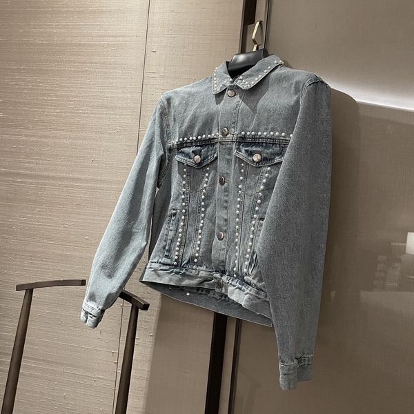 

2021 spring new quanzhilong same pearl heavy industry rivet metal button cool versatile lapel denim coat, White