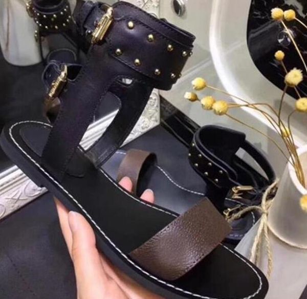 

sandals luxury designer women flat brown printing rivets sandal genuine leather summer womens shoes peep toe 45, Black