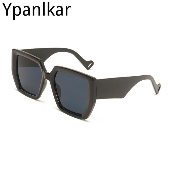 

outdoor eyewear 2021 black fashion large frame sunglasses women's street