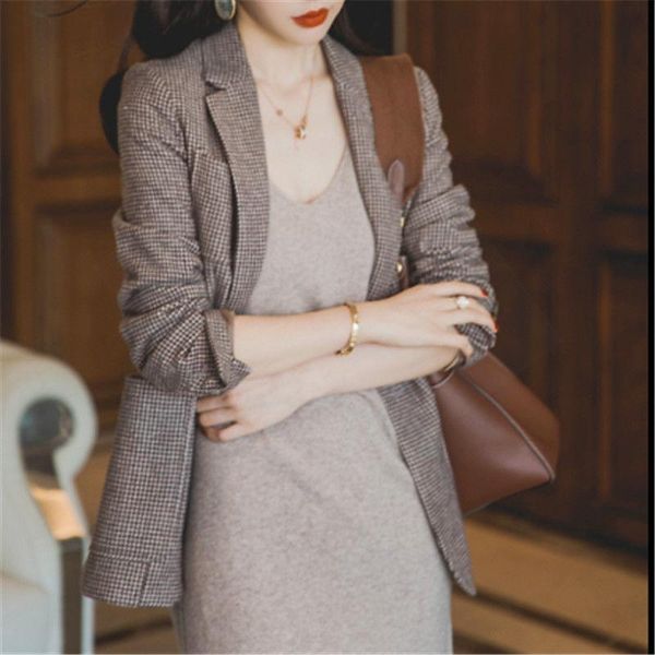 

2021 spring and autumn new korean ladies plaid suit jacket, White;black
