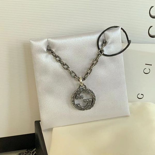 

double interlocking mahua pendant 925 necklace for men and women, Silver