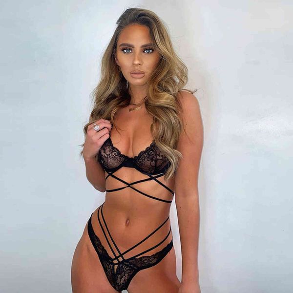 

lingerie ins cross stitching and lace perspective underwear set 11581, Red;black