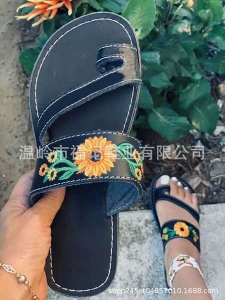 

luxury slippers 2021 summer simple clip toe sandals for women, Black