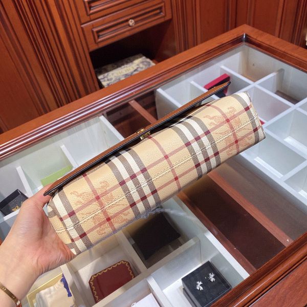 

2021 spring new fashion versatile lady's lattice bag