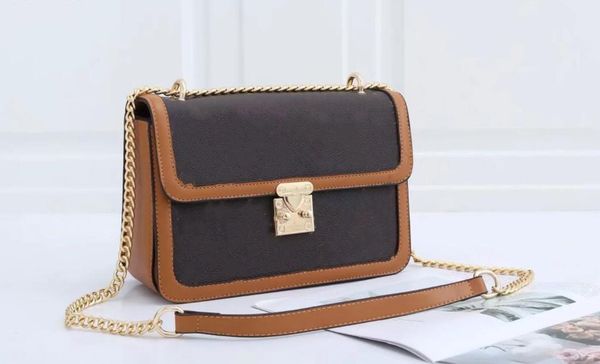 

2021 new shoulder bag fashion designer women bags flip handle handbags ladies handbag women shop bags cosmetic bag