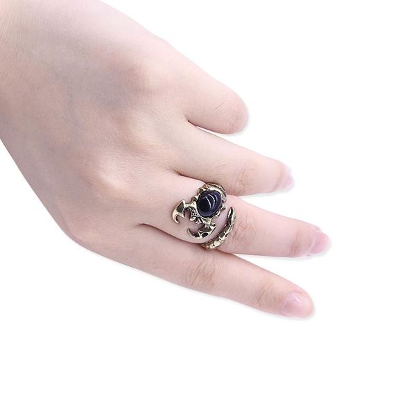 

cluster rings retro scorpion ring male adjustable opening men and women party decoration animal jewelry, Golden;silver