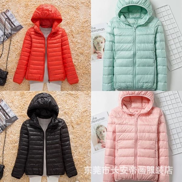 

2021 middle aged and old et hooded korean short women's white duck down lightweight, Black