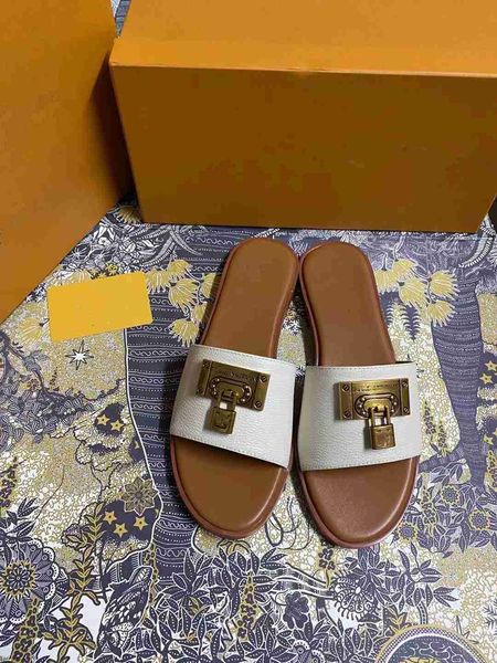 

2021 new ladies casual slippers, fashionable and versatile, ladies designer sandals and slippers with box, Black