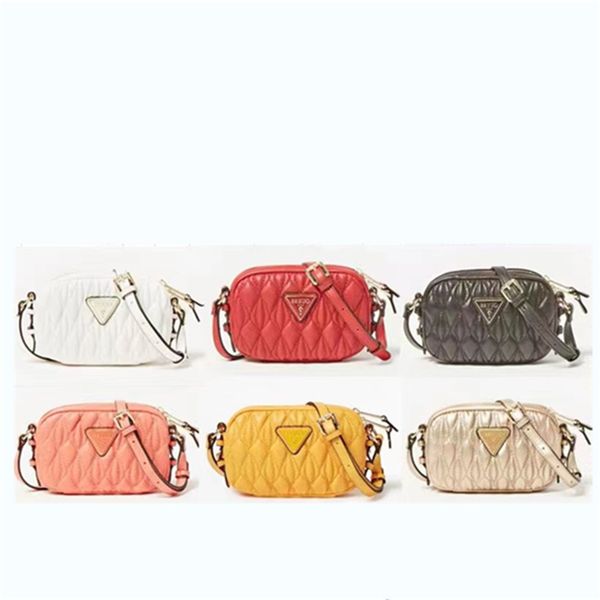 

gs new simple wrinkled inverted triangle camera single shoulder messenger bag