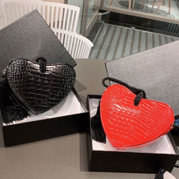 

heart shaped bag shoulder bag chain purse crossbody bag women