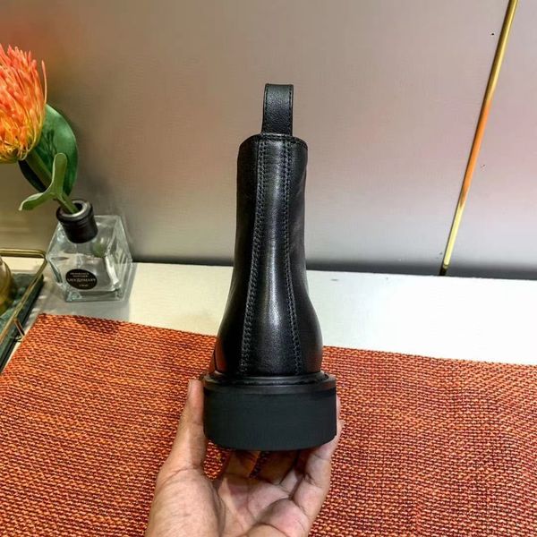 

v-tino knight boot with leather strap in solid color pretty lady's boot, Black