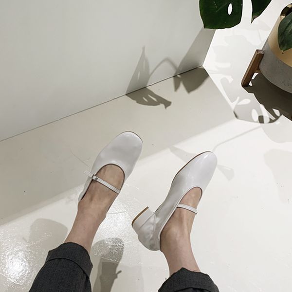 

fashion shoes fall and winter toe loop-up foot moccasins size 33-46 black white tgtw