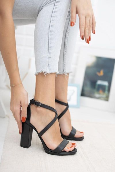 

sandals women's black shoes