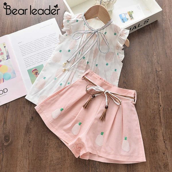 

bear leader girls clothing sets 2021 new summer kids fruits print t-shirt and pants 2pcs outfits girl bowtie children suits 3 7y x0902, White