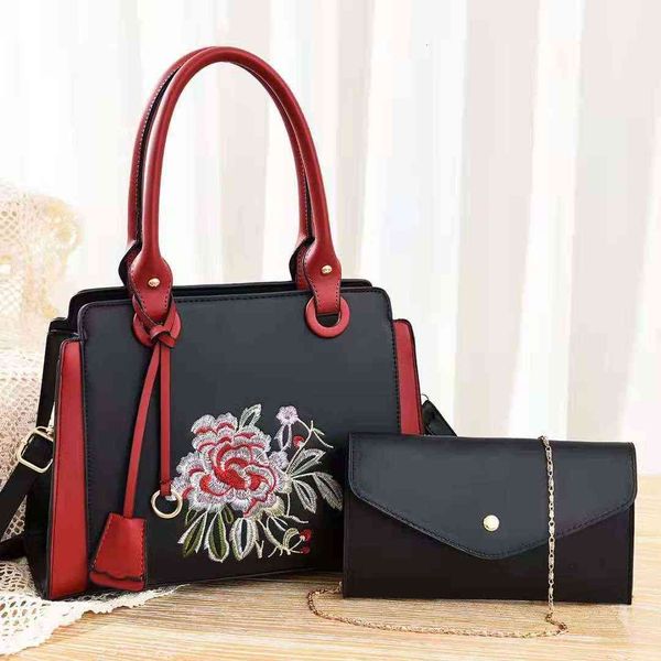 

bag female 2021 embroidered women's bag single shoulder portable messenger large capacity middle aged mother's, Black;red
