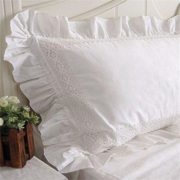 2 pz nuovo bianco raso di pizzo volant federa stile europeo elegante federa ricamata biancheria da letto di lusso copertura del cuscino senza riempitivo Y200104