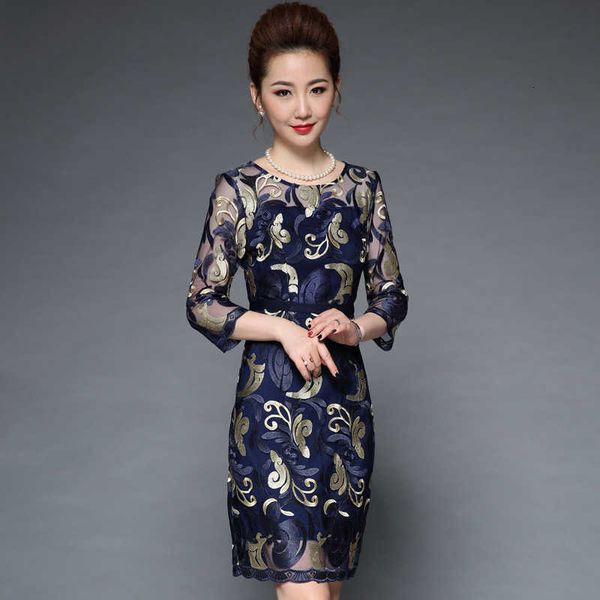 

luxury party evening dress 2021 spring autumn middle-aged elderly women's heavy industry embroidery 's wear medium and long for w, White;pink