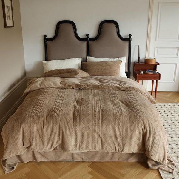 

bedding sets khaki solid color milk velvet double-strand three-dimensional cable set duvet cover bed linen fitted sheet pillowcases