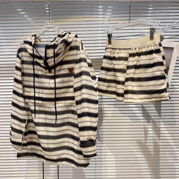 

women's tracksuits striped hooded hoodies + elastic waist shorts suit for women 2021 summer two piece set, Gray