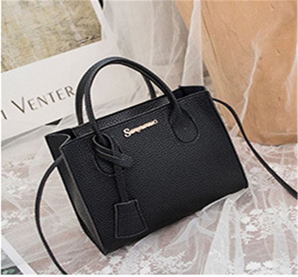 

bags designers handbag luxuryshandbags ladies chain shoulder patent leather diamond luxurys evening cross bodybag nxc